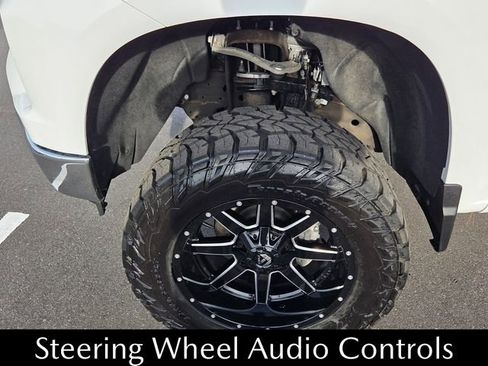 Used 2025 Chevrolet Silverado 1500 LT image 21