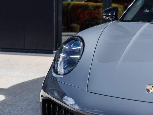 Certified 2025 Porsche 911 Carrera 4 GTS AWD/4WD image 18