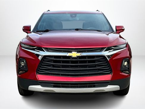 Used 2021 Chevrolet Blazer LT image 2