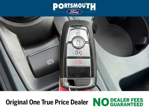 New 2025 Ford Maverick XLT w/ XLT Luxury Package image 12