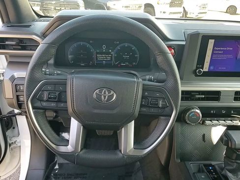 Used 2025 Toyota Tacoma TRD Off-Road image 23