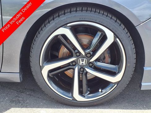 Used 2018 Honda Accord Sport image 9