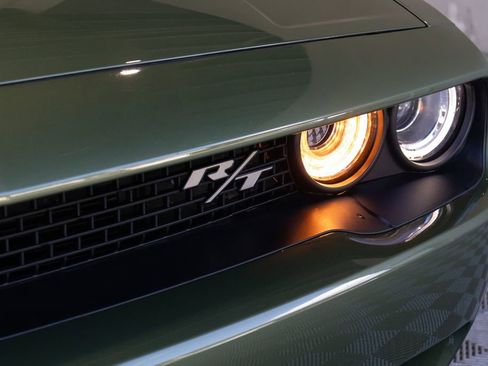 Used 2023 Dodge Challenger R/T Scat Pack RWD image 7