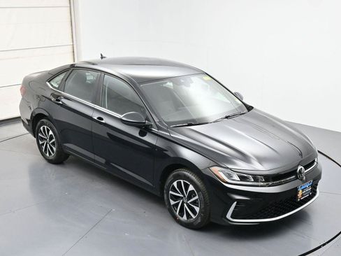 Used 2025 Volkswagen Jetta S FWD image 34