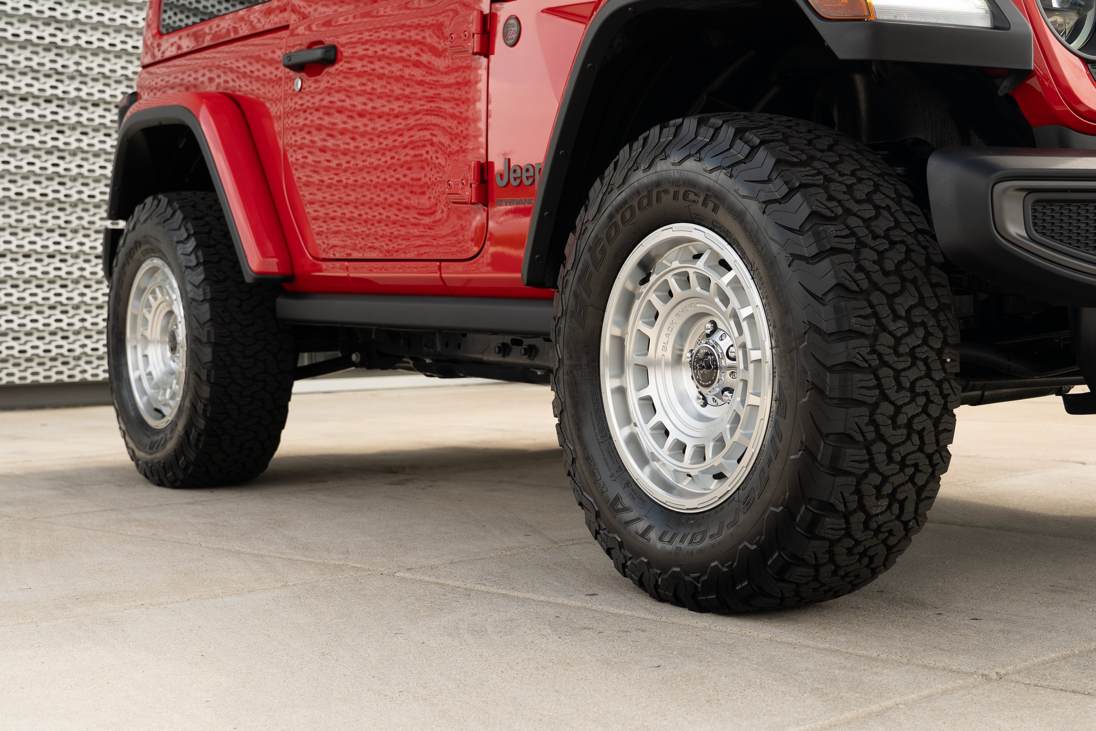 Used 2026 Jeep Wrangler Rubicon AWD/4WD image 27