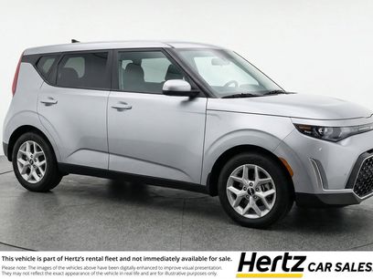 Used 2025 Kia Soul LX w/ LX Technology Package