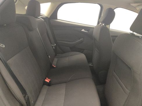 Used 2015 Ford Focus SE image 19