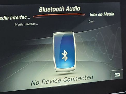 Used 2016 Mercedes-Benz GLE 350 4MATIC w/ Premium Package image 28