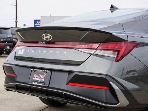 New 2026 Hyundai Elantra SEL Sport Premium FWD image 5