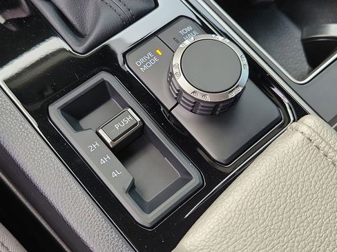 New 2026 Toyota Tundra SR5 AWD/4WD image 27