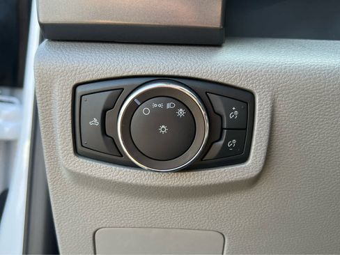 Used 2022 Ford F350 XLT AWD/4WD image 27