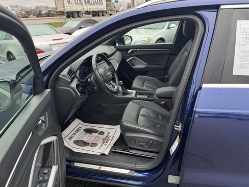 Used 2024 Audi Q3 2.0T Premium image 6