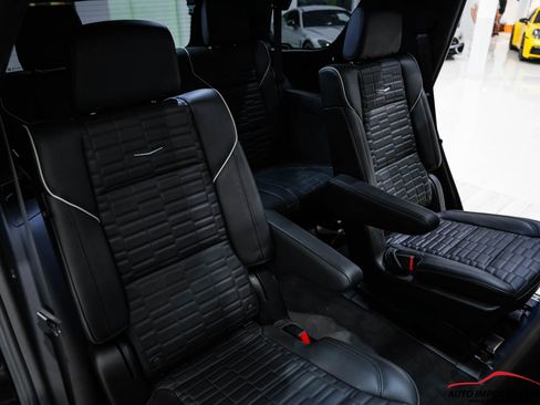 Used 2023 Cadillac Escalade Sport Platinum w/ LPO, ONYX Package image 62