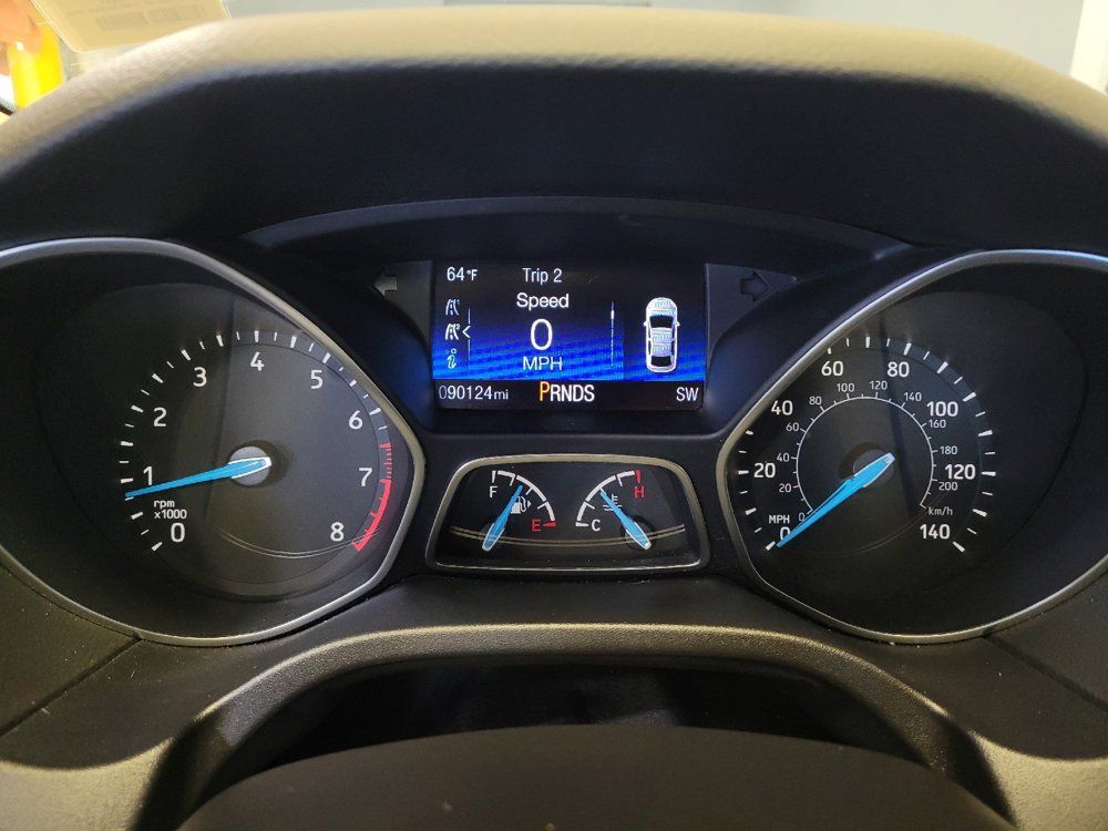 Used 2016 Ford Focus Titanium FWD image 23