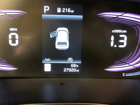 Used 2025 Kia Soul LX w/ LX Technology Package image 25