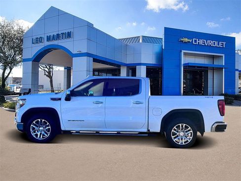 Used 2019 GMC Sierra 1500 SLT w/ SLT Premium Plus Package image 8
