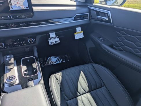 New 2026 Mitsubishi Outlander SEL FWD image 18