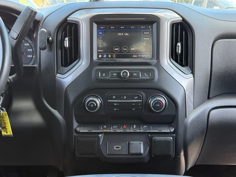 Used 2020 Chevrolet Silverado 1500 Custom w/ Rally Edition AWD/4WD image 18