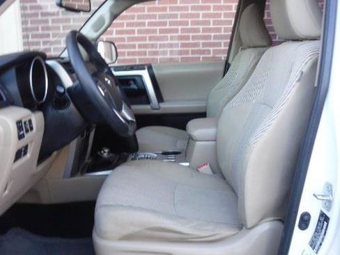 Used 2013 Toyota 4Runner SR5 image 8