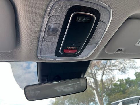 Used 2024 Hyundai Elantra SEL FWD image 21