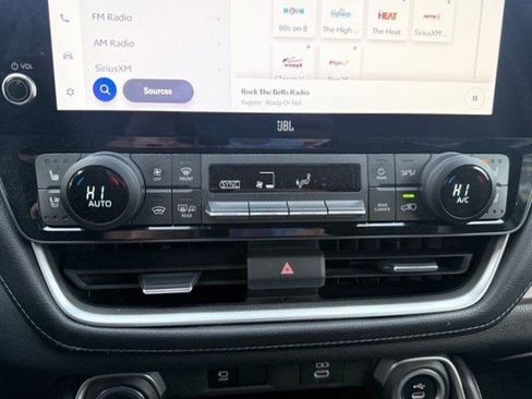 Used 2024 Toyota Grand Highlander Limited image 26