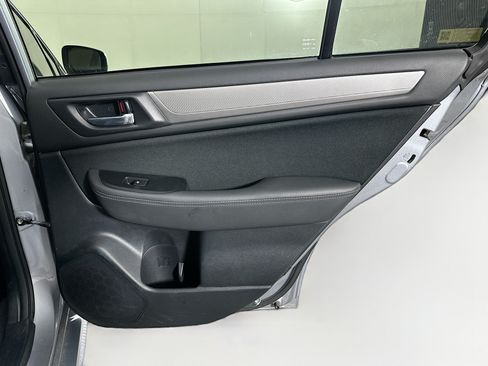 Used 2019 Subaru Legacy 2.5i Premium AWD/4WD image 27