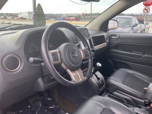 Used 2017 Jeep Compass 75th Anniversary w/ Power Value Group FWD image 11