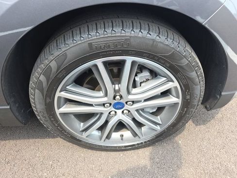 Used 2022 Ford Edge Titanium AWD/4WD image 8