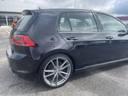 Used 2017 Volkswagen Golf R 4-Door AWD/4WD image 14