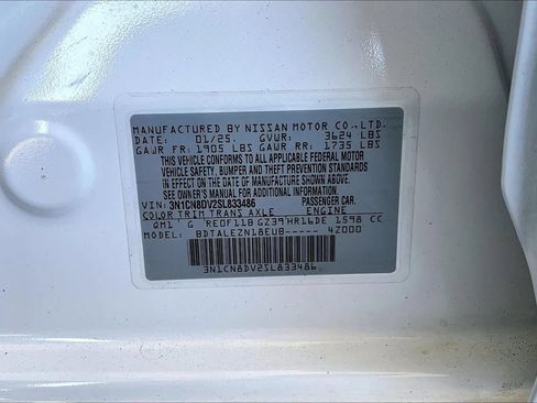 Used 2025 Nissan Versa S FWD image 16