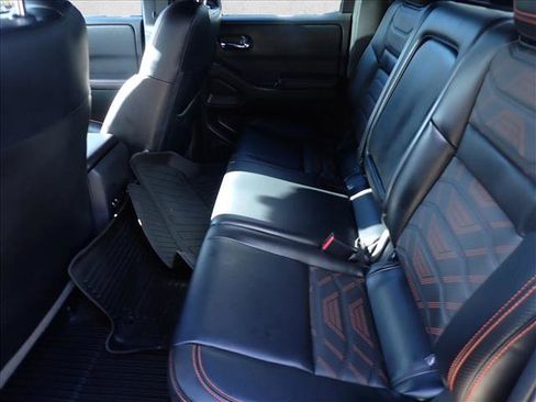 Used 2025 Nissan Frontier PRO-4X w/ Pro Premium Package AWD/4WD image 9