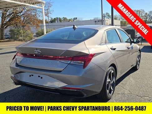 Used 2023 Hyundai Elantra Limited w/ Preferred Accessory Package image 6