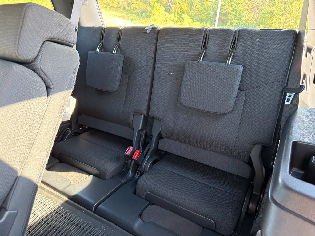 Used 2025 Toyota 4Runner SR5 AWD/4WD image 37