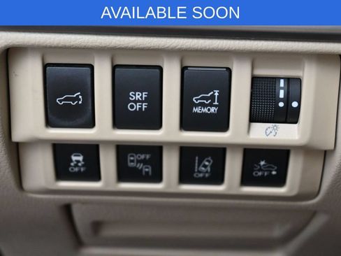 Used 2017 Subaru Outback 2.5i Premium AWD/4WD image 15