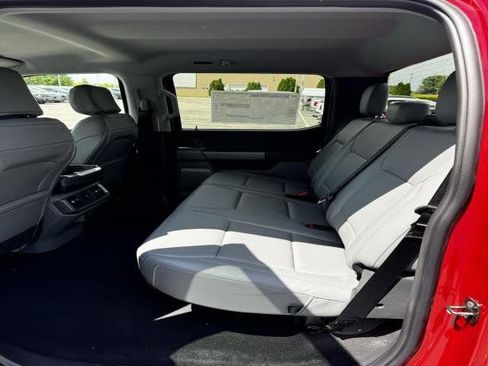 New 2025 Ford F150 Lightning Flash AWD/4WD image 29