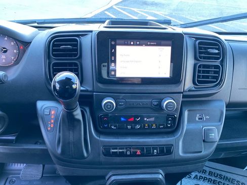 Used 2025 RAM ProMaster 2500 w/ Storage Group image 11