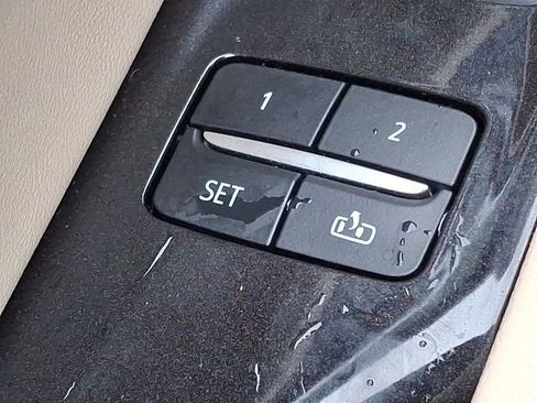 Used 2024 Cadillac Escalade Premium Luxury w/ Performance Package image 38