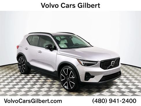 Used 2026 Volvo XC40 B5 Ultra w/ Climate Package AWD/4WD image 1