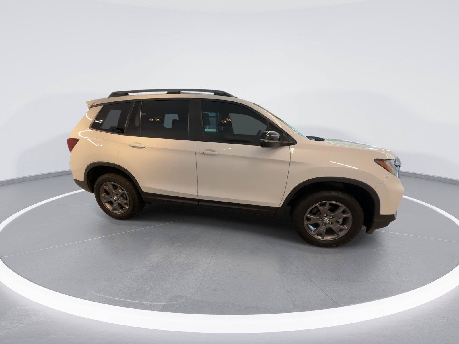 Used 2024 Honda Passport TrailSport image 9