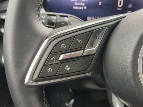 Used 2025 Buick Enclave Preferred image 25