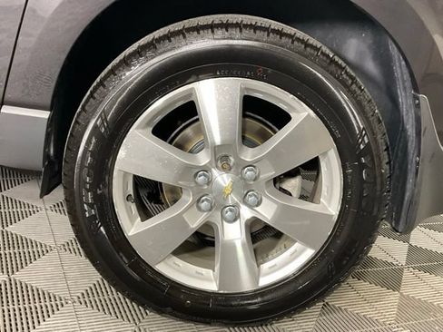 Used 2015 Chevrolet Traverse LTZ AWD/4WD image 40