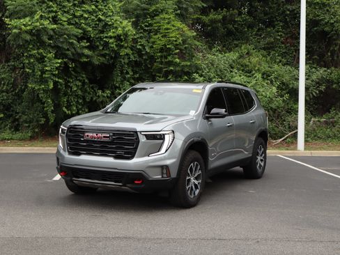 Used 2025 GMC Acadia AT4 w/ Luxury Package AWD/4WD image 5