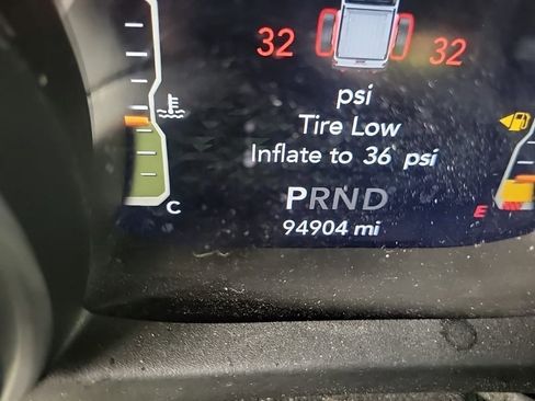 Used 2021 Jeep Gladiator Sport image 9