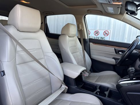 Used 2018 Honda CR-V Touring image 41