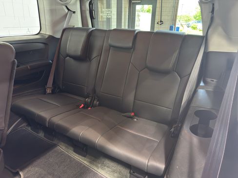 Used 2015 Honda Pilot Touring image 12