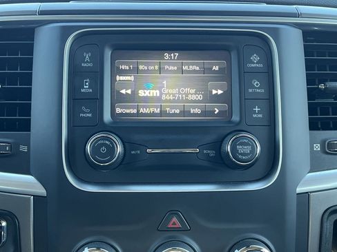 Used 2021 RAM 1500 Classic SLT image 4