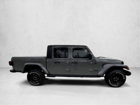Used 2021 Jeep Gladiator Sport AWD/4WD image 5