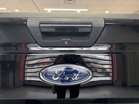 Used 2017 Ford F150 XLT w/ Equipment Group 302A Luxury image 20