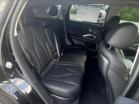 Used 2024 Acura RDX SH-AWD image 22