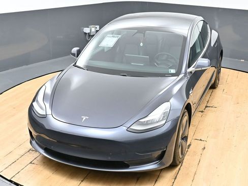 Used 2019 Tesla Model 3 Long Range image 47